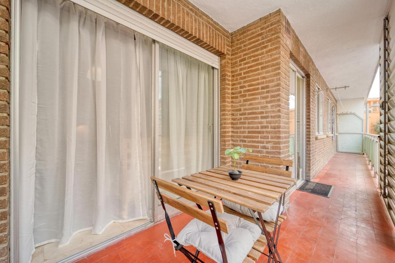 B Casacafe Madrid Pozuelo 2 Bano Fuera De La Habitacion O Compartido Pozuelo de Alarcón Buitenkant foto
